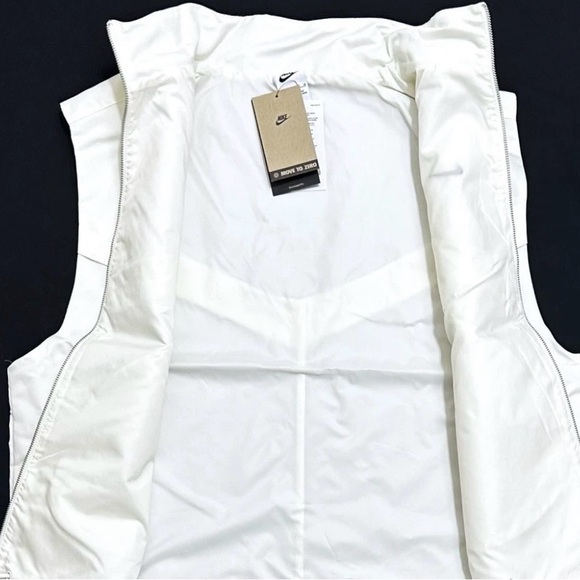 Nike Windrunner Shine Vest Zippered Pockets HV2472-133 Women's Size M - NWT - Picture 3 of 7